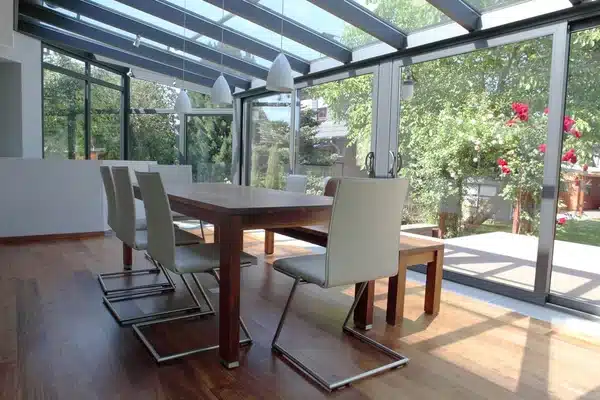 garden office made of glass
