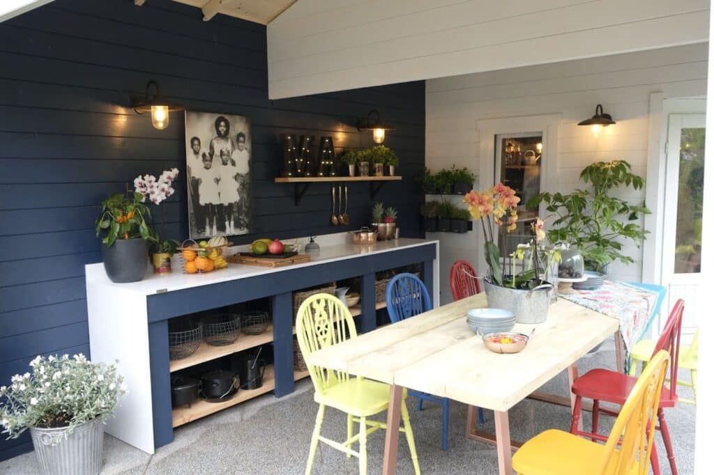 blue and white coloured summerhouse